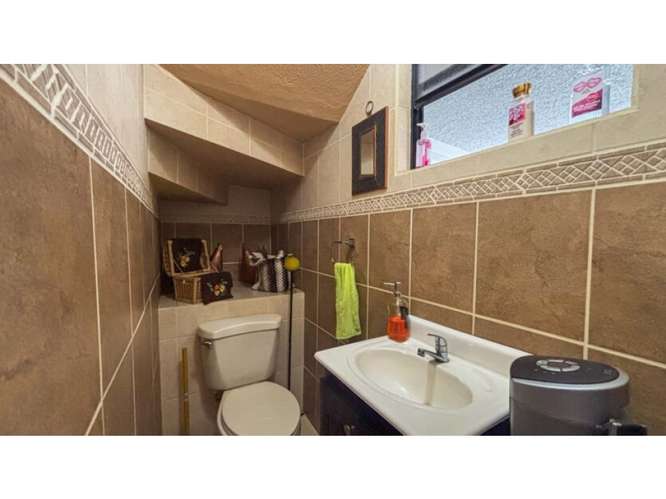 Inversión estratégica Casa + 5 apartamentos rentables en San Pedro - Imagen 10