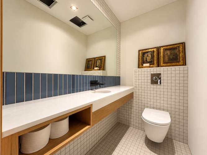 Amplio apartamento en edificio en Rohrmoser