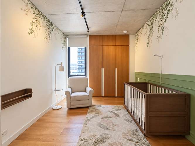 Amplio apartamento en edificio en Rohrmoser