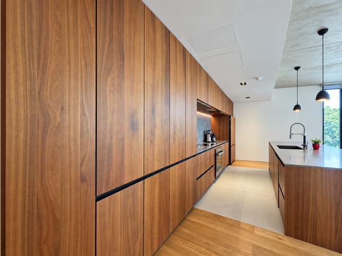 Amplio apartamento en edificio en Rohrmoser