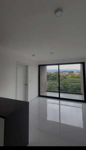 Vivir con Amenidades de Lujo en este Apartamento de 1 Habitación Con Vistas Panorámicas. - Imagen 12