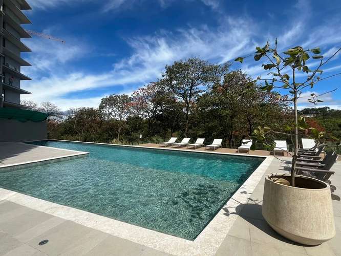 Vivir con Amenidades de Lujo en este Apartamento de 1 Habitación Con Vistas Panorámicas. - Imagen 1