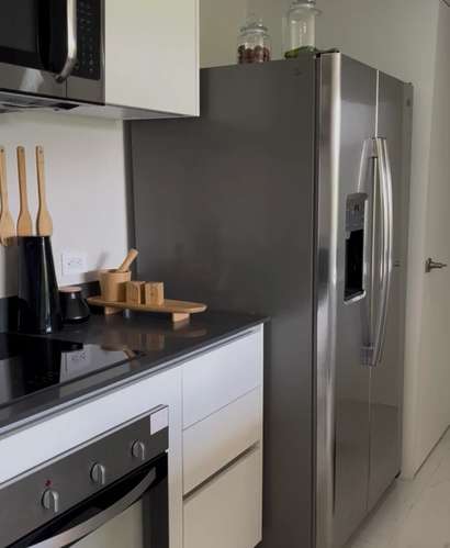 Vivir con Amenidades de Lujo en este Apartamento de 1 Habitación Con Vistas Panorámicas. - Imagen 5