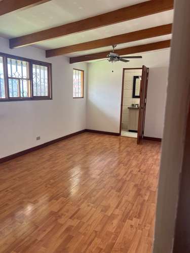 Escazu casa de  4 dormitorios y oficinaTrejos m barrio para caminarPet friendly - Imagen 10