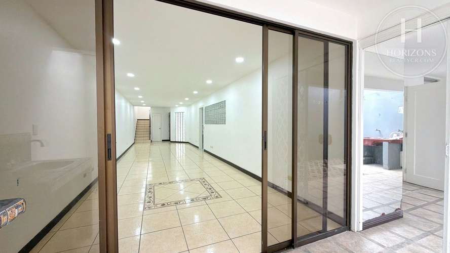 Se Vende Casa en Residencial El Pinar, San Pedro de Montes de Oca 3 Habitaciones más Oficina nja1418sb - Imagen 15