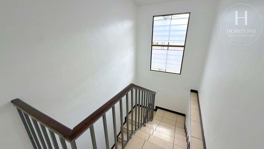Se Vende Casa en Residencial El Pinar, San Pedro de Montes de Oca 3 Habitaciones más Oficina nja1418sb - Imagen 16