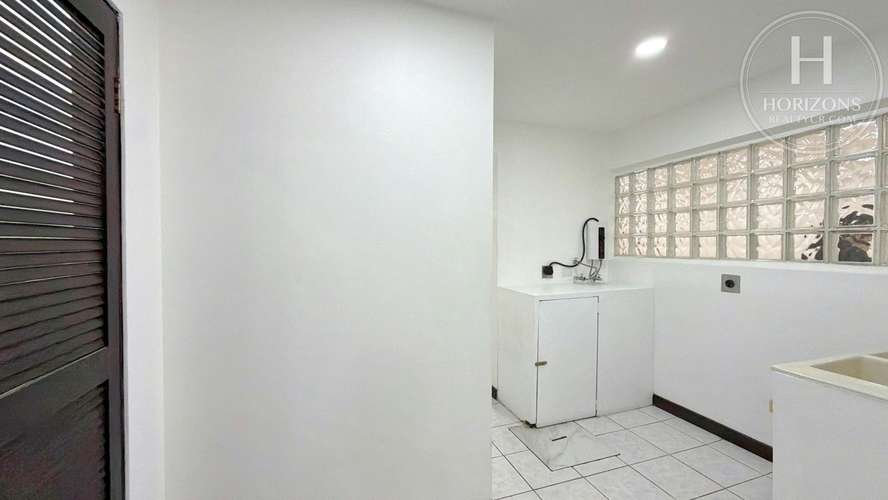 Se Vende Casa en Residencial El Pinar, San Pedro de Montes de Oca 3 Habitaciones más Oficina nja1418sb - Imagen 11