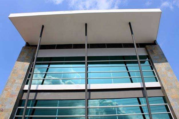 CONSULTORIO U OFICINA MODERNA EN GUADALUPE. EXC UBICACIÓN EN PRESTIGIOSA CLÍNICA.  LISTO PARA OCUPAR. - Imagen 5