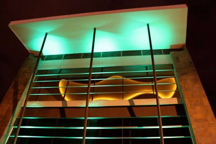CONSULTORIO U OFICINA MODERNA EN GUADALUPE. EXC UBICACIÓN EN PRESTIGIOSA CLÍNICA.  LISTO PARA OCUPAR. - Imagen 4