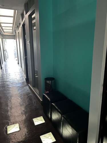 CONSULTORIO U OFICINA MODERNA EN GUADALUPE. EXC UBICACIÓN EN PRESTIGIOSA CLÍNICA.  LISTO PARA OCUPAR. - Imagen 8