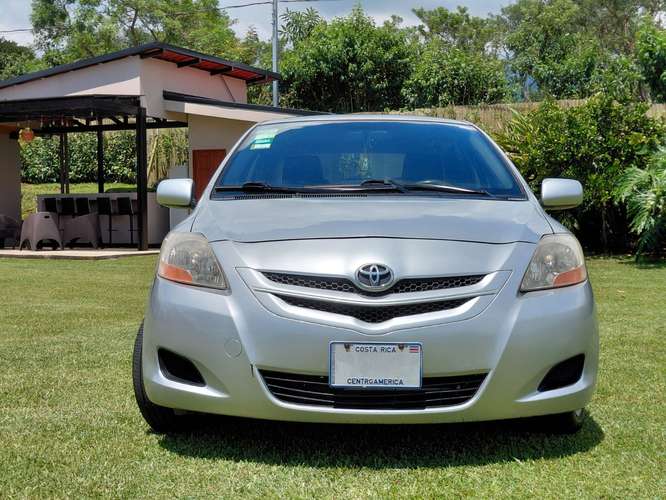 SE VENDE TOYOTA YARIS 2007 EN EXCELENTE ESTADO
