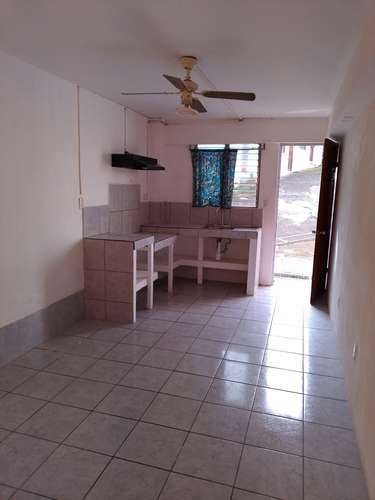 Apartmento tipo estudio con servicios y Internet