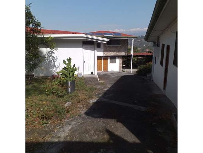 Apartmento tipo estudio con servicios y Internet - Imagen 7