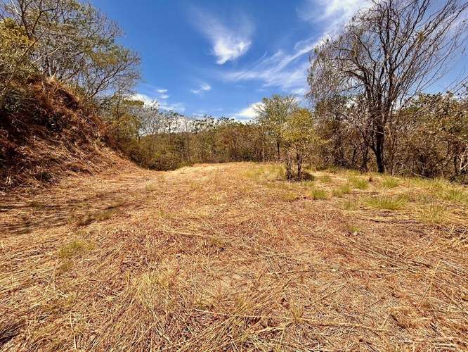 BEAUTIFUL 7,105 m² RESIDENTIAL LOT FOR SALE – LOMAS DEL MAR, GUANACASTE/ playa Matapalo/ road Riu hotel.  - Imagen 2