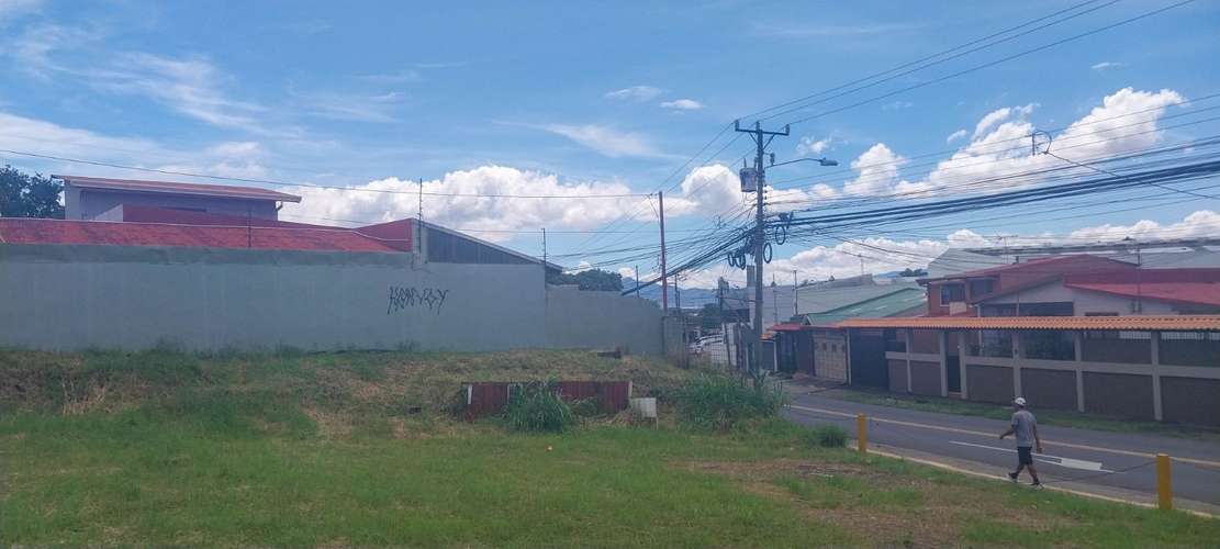 Lote esquinero con uso de suelo mixto, San Pablo de Heredia 1,122 mtrs2 - Imagen 5