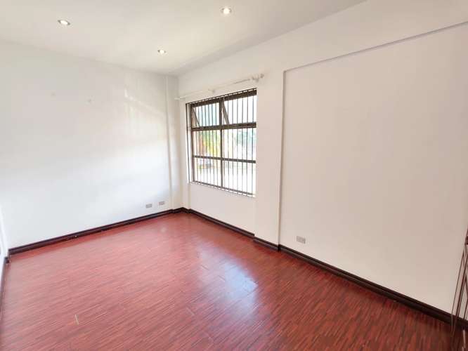 Se vende apartamento de 1 planta en San Rafael de Escazú. - Imagen 11