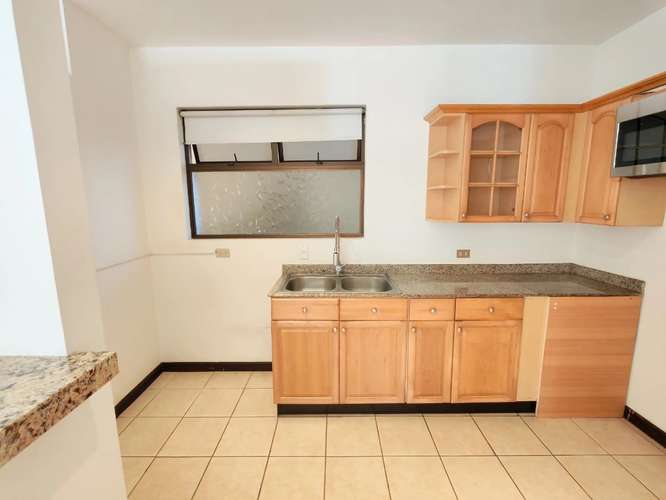 Se vende apartamento de 1 planta en San Rafael de Escazú. - Imagen 5