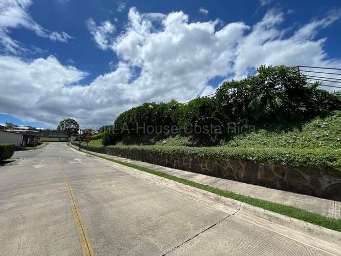 Casa en condominio Terrazas del Norte, Alajuela: 2 habitaciones, piscina y seguridad 24 horas - Imagen 18