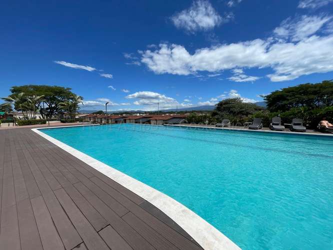 Casa en condominio Terrazas del Norte, Alajuela: 2 habitaciones, piscina y seguridad 24 horas - Imagen 9