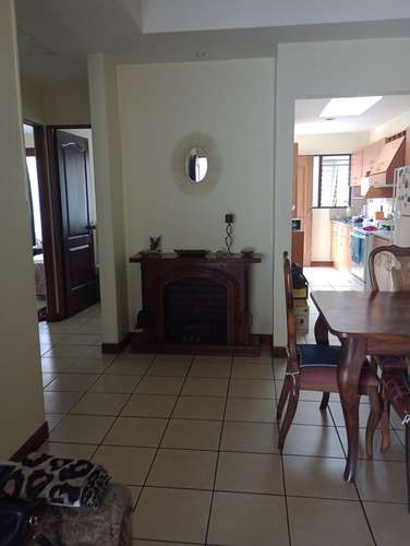 Casa en villas de Ayarco, cerca de pequeño mundo
