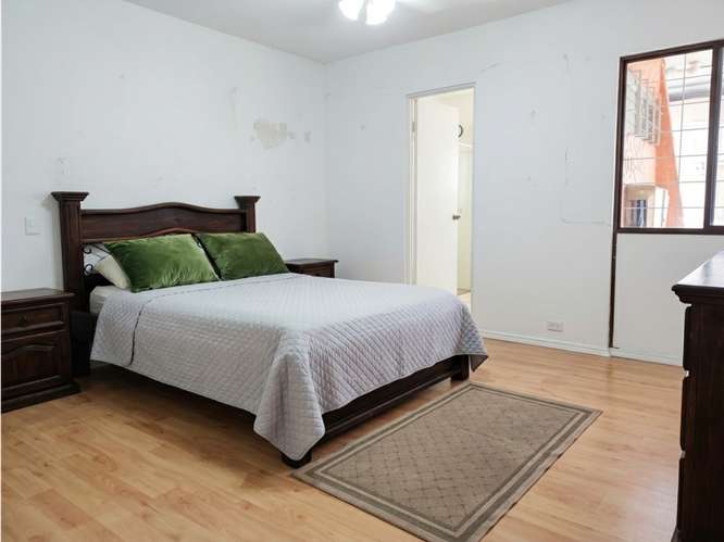 Amplia casa en alquiler en Rohrmoser | 3 hab y piscina interior - Imagen 7