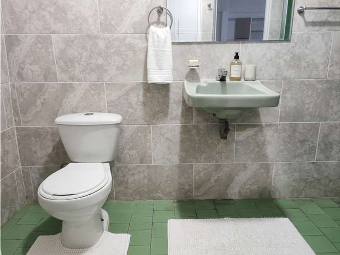 Amplia casa en alquiler en Rohrmoser | 3 hab y piscina interior - Imagen 11