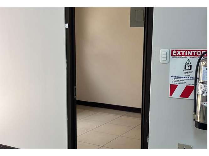 ALQUILER DE OFICINAS, SAN JOSE, ROHRMOSER - Imagen 6