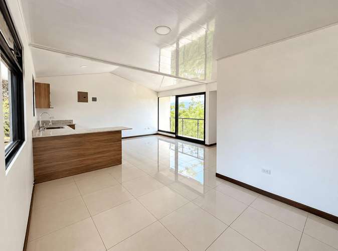 Venta de Casa Nueva para Estrenar en Birrisito de Paraís- Cartago. - Imagen 2