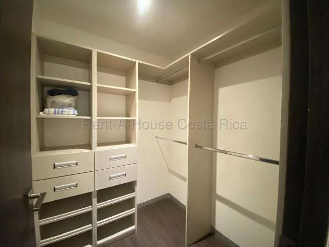 Alquiler de Apartamento AMUEBLADO en Santa Ana.  - Imagen 6
