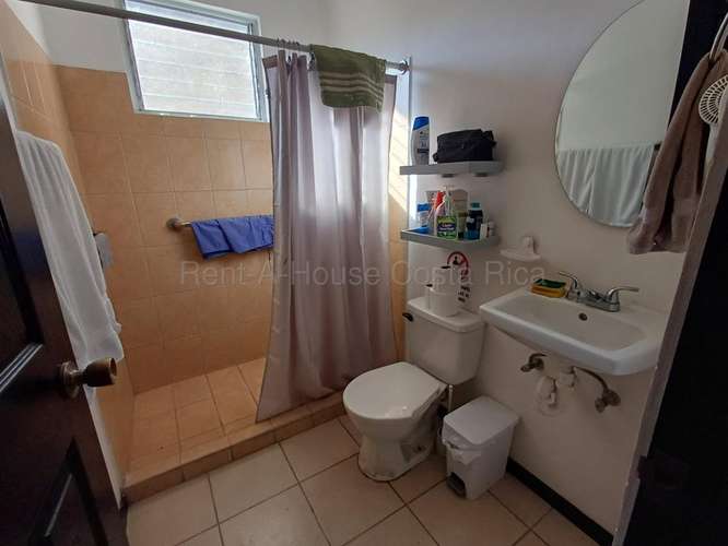 Alquiler de Casa de Playa AMUEBLADA en Garabito-Jacó. 