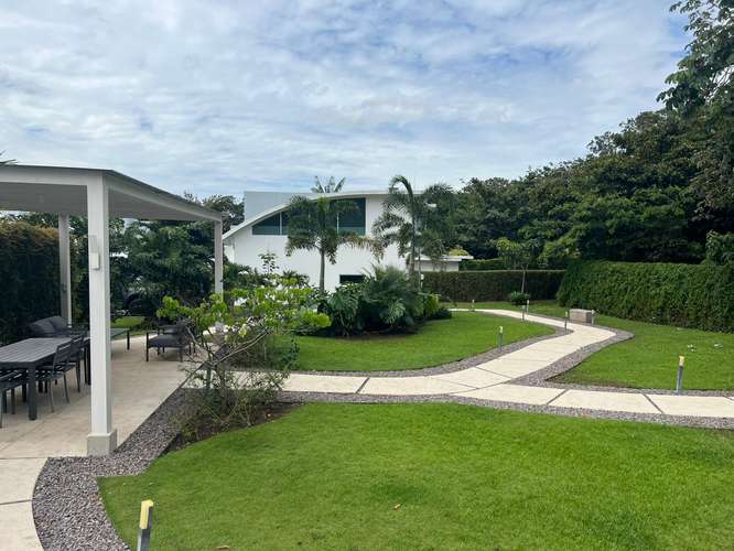 Exclusivo Apartamento de Lujo 2HAB/2BA – Santa Ana - 165 m2 - Imagen 8