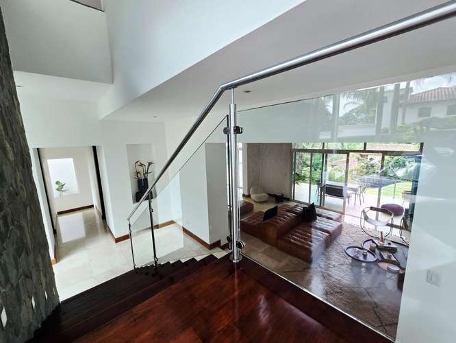VENTA DE RESIDENCIA DE LUJO EN VILLA REAL | US$1.800.000 - Imagen 7
