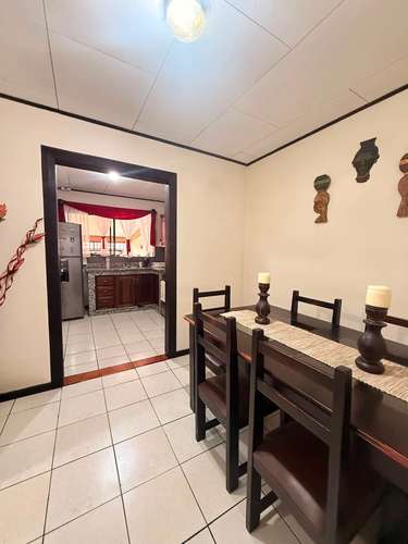 Casa en Venta en San Francisco de Heredia | 3 Habitaciones, Sala de TV y Cocina con Granito - Imagen 3