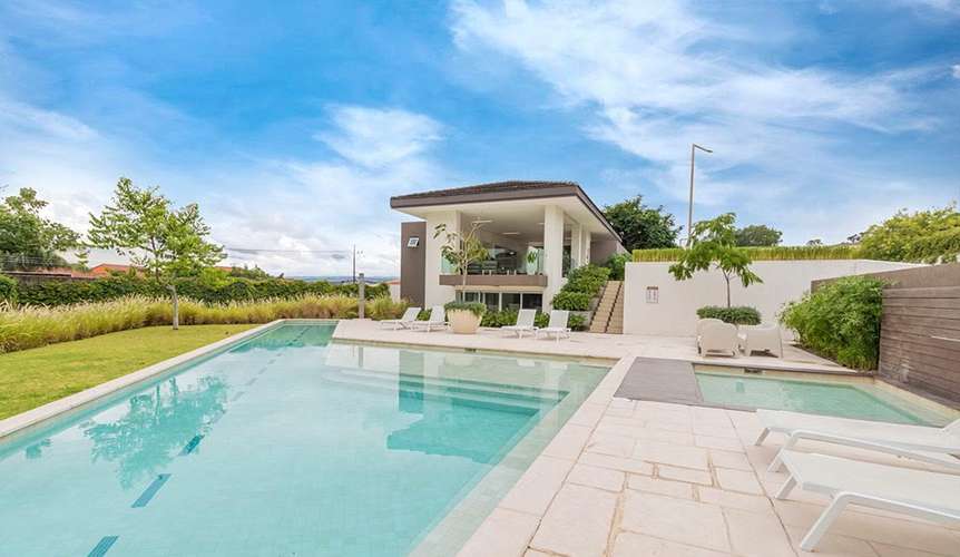 Venta de Apartamento de lujo en Condominio exclusivo Seguro. Guachipelín Norte # 4 - Imagen 12