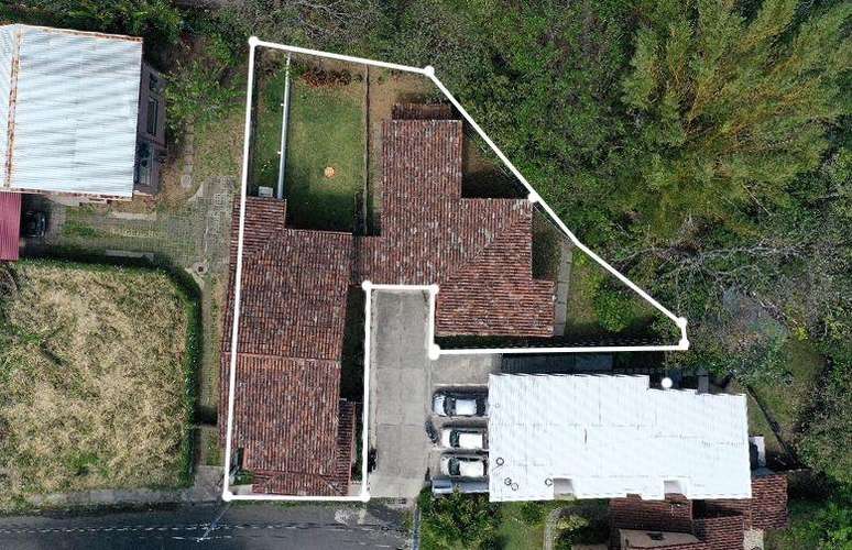 Venta de casa Lujosa, Segura en Santa Ana, Rio Oro es una oportunidad única # 250 - Imagen 1