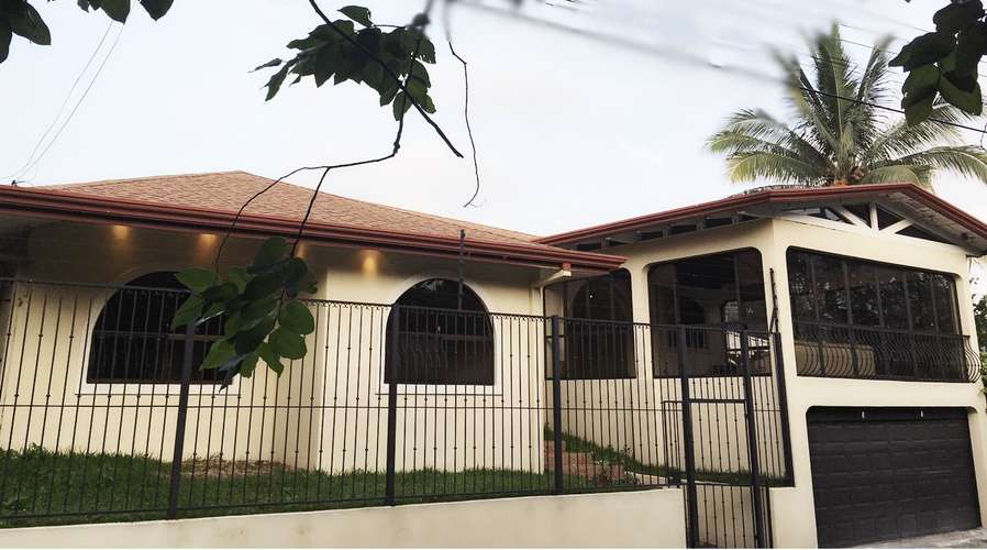 Venta de casa en Belén, Heredia, 890 m²
