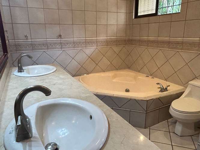 Venta de casa en Belén, Heredia, 890 m² - Imagen 7