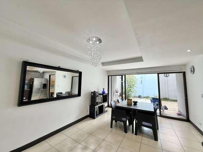249 / Casa / Alquiler / Santa Ana / Segura / Amplia / Condominio / Amenidades - Imagen 9
