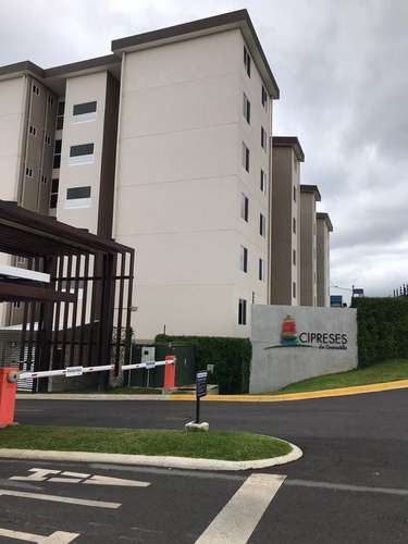 Apartamento en Cipreses de Granadilla amenidades - Imagen 11