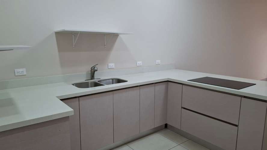 CASA EN VENTA EN CONDOMINIO SANTA RITA, CEIBA DE ALAJUELA - Imagen 3