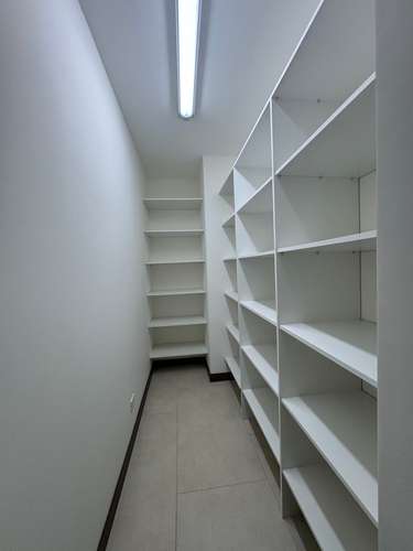   ¡LUJO, EXCLUSIVIDAD Y VISTAS ESPECTACULARES EN CONDOMINIO POSITANO, ESCAZÚ!  - Imagen 20