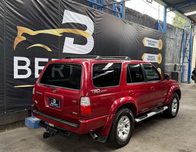 TOYOTA 4RUNNER SPORT 2002 VINO AUTOMÁTICO 4X2
