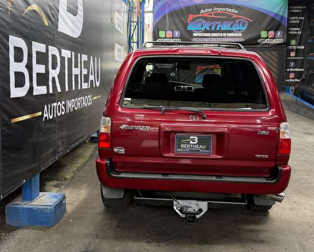 TOYOTA 4RUNNER SPORT 2002 VINO AUTOMÁTICO 4X2