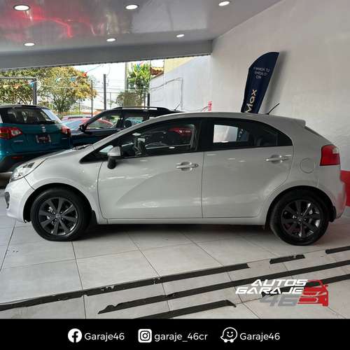 KIA RIO 2015