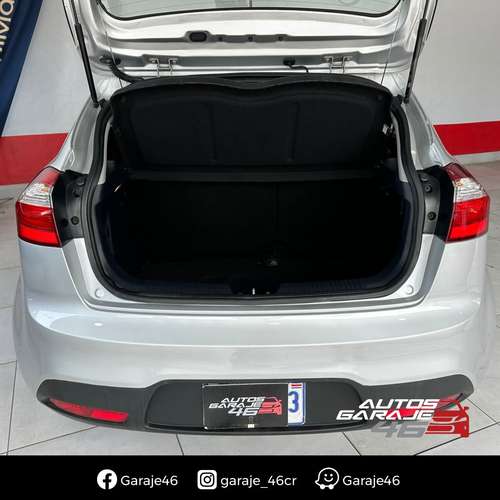 KIA RIO 2015
