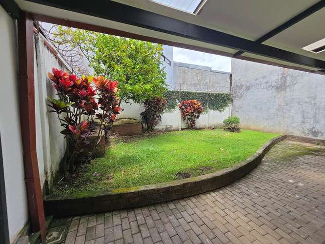 VENTA DE HERMOSA CASA EN MERCEDES NORTE, HEREDIA - Imagen 10