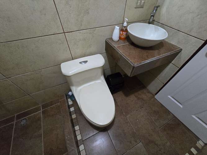 VENTA DE HERMOSA CASA EN MERCEDES NORTE, HEREDIA - Imagen 14