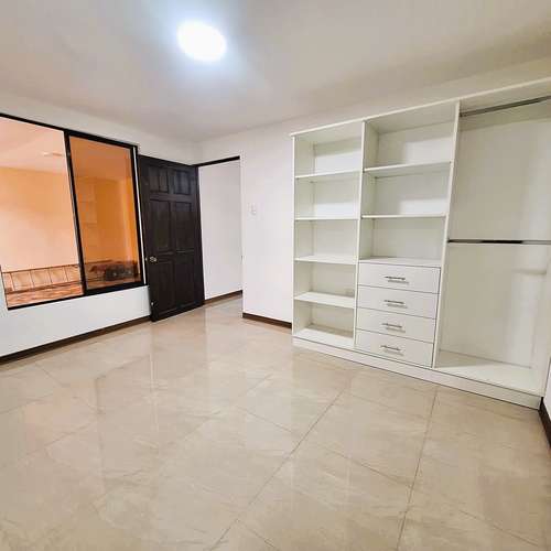 Alquiler de casa esquinera de una planta, Pavas  (100% remodelada) - Imagen 7