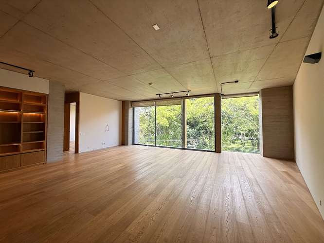 # EXCLUSIVIDAD, ARQUITECTURA Y SOFISTICACIÓN FRENTE AL PARQUE  NUNCIATURA - Imagen 9