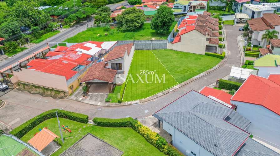 VENTA DE LOTE EN CONDOMINIO EL MAPLE, SANTA ANA. - Imagen 4